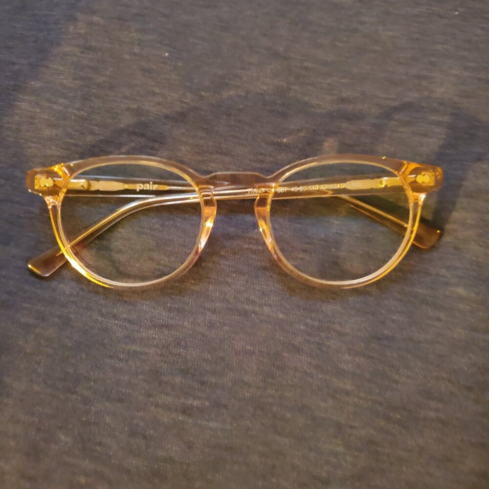 Pair Soto Glasses with Toppers